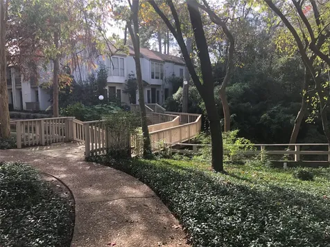 2100 Tanglewilde Street 740 Houston TX 77063