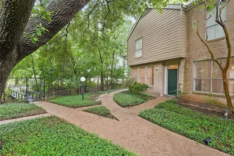 2100 Tanglewilde Street 740 Houston TX 77063
