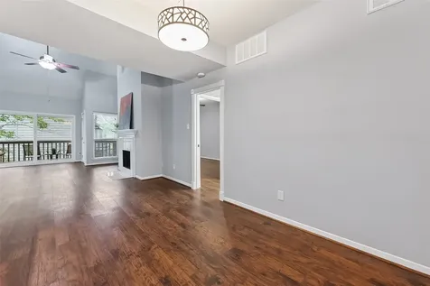 2100 Tanglewilde Street 740 Houston TX 77063