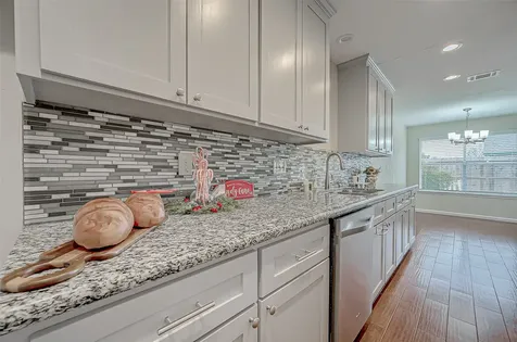 2022 Highland Hills Drive Sugar Land TX 77478