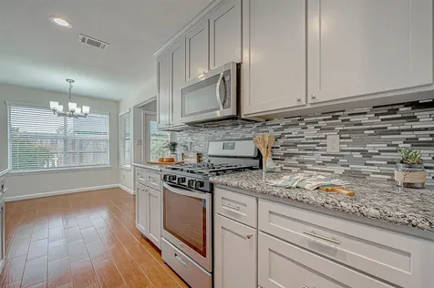 2022 Highland Hills Drive Sugar Land TX 77478