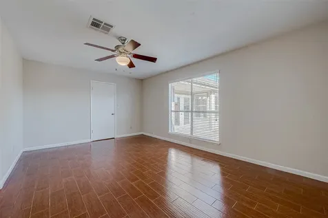 2022 Highland Hills Drive Sugar Land TX 77478