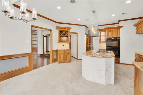 6710 Blue Hills Road Houston TX 77069