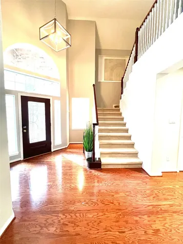 27 E Shale Creek Circle The Woodlands TX 77382