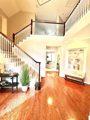 27 E Shale Creek Circle The Woodlands TX 77382
