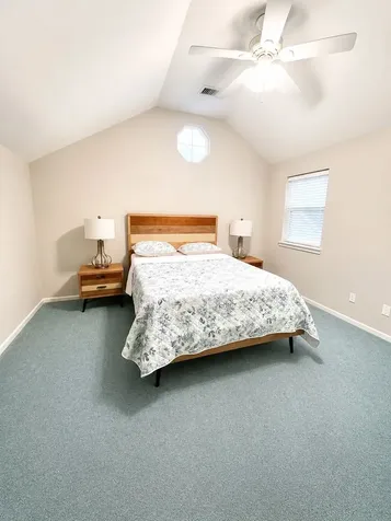 27 E Shale Creek Circle The Woodlands TX 77382