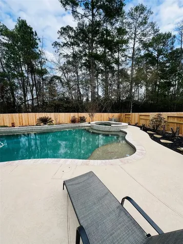 27 E Shale Creek Circle The Woodlands TX 77382