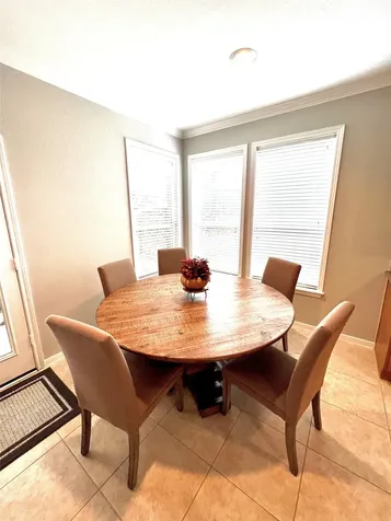 27 E Shale Creek Circle The Woodlands TX 77382