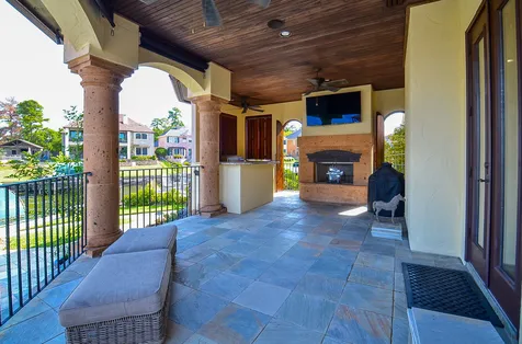 12316 Oak Bend Circle Conroe TX 77304