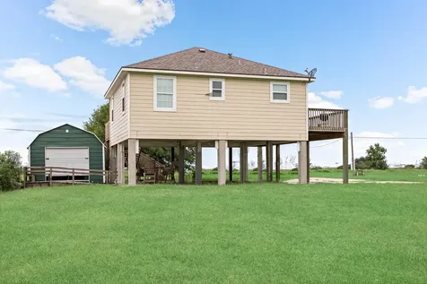 7244 S Gulfway Drive Sabine Pass TX 77642