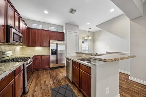 622 Rutland Street D Houston TX 77007