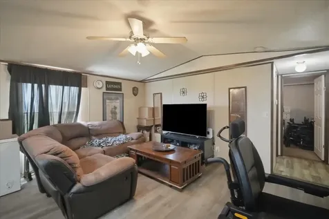 1006 W Toledo Street Seadrift TX 77983