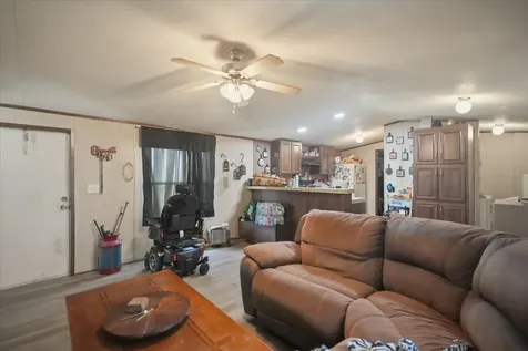 1006 W Toledo Street Seadrift TX 77983