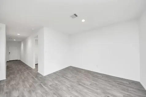2007 Woodlark Way Sealy TX 77474