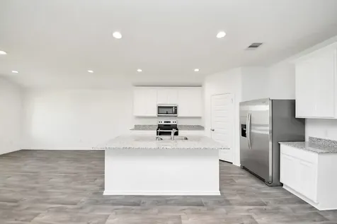 2007 Woodlark Way Sealy TX 77474