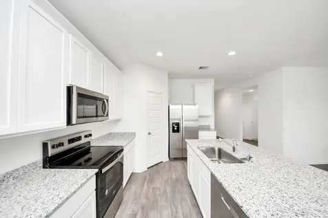 2007 Woodlark Way Sealy TX 77474