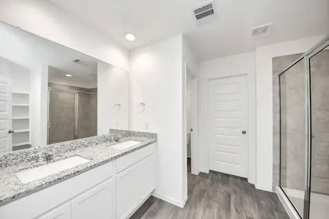 2007 Woodlark Way Sealy TX 77474