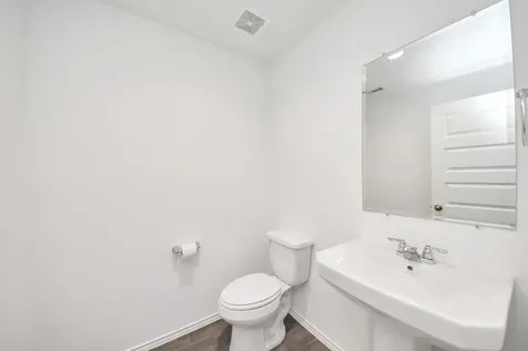 2007 Woodlark Way Sealy TX 77474