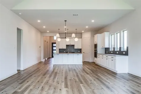 369 Covey Lane Sealy TX 77474