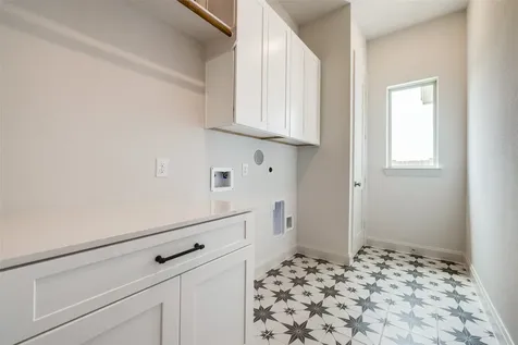 369 Covey Lane Sealy TX 77474