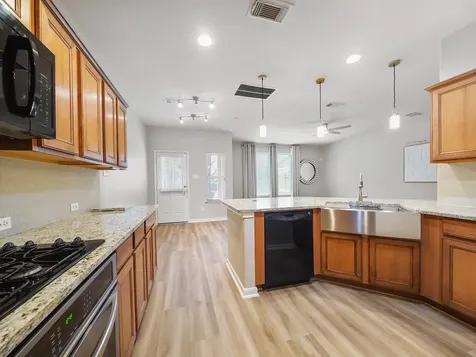 17814 Arapaho Hill Lane Humble TX 77346