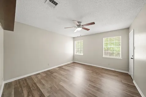 1123 Marne Lane Houston TX 77090