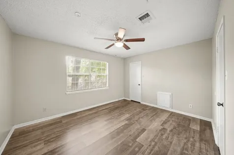1123 Marne Lane Houston TX 77090