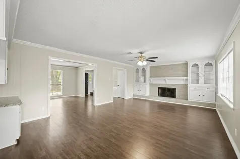 1123 Marne Lane Houston TX 77090