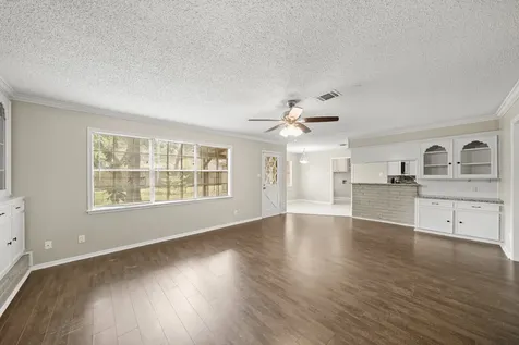1123 Marne Lane Houston TX 77090