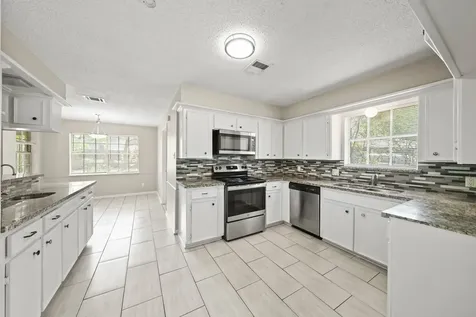 1123 Marne Lane Houston TX 77090