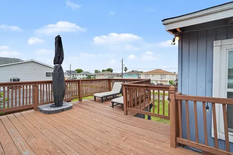 370 Ling Street Bayou Vista TX 77563