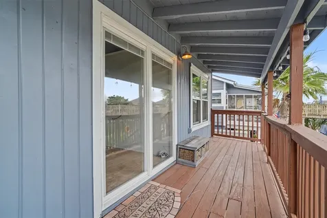 370 Ling Street Bayou Vista TX 77563