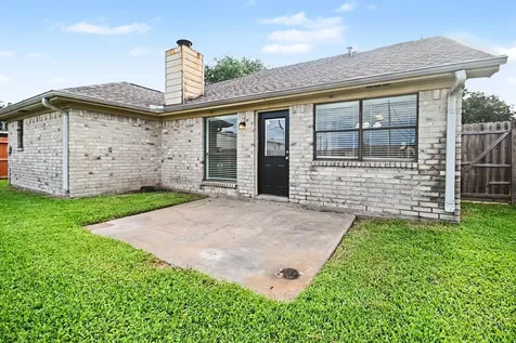 1227 Mission Drive La Porte TX 77571
