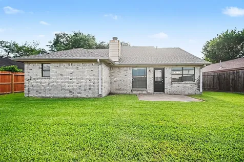 1227 Mission Drive La Porte TX 77571