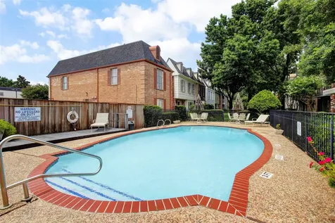 413 N Post Oak Lane 413 Houston TX 77024