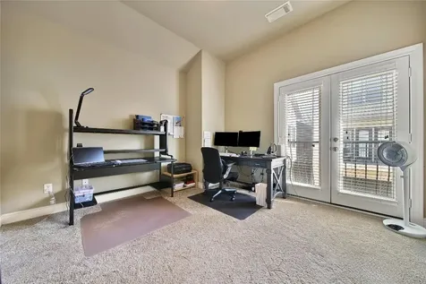 1113 Sherwood Trails Houston TX 77043
