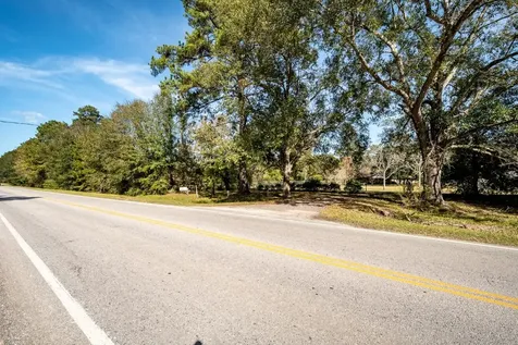 10488 Fostoria Road Cleveland TX 77328