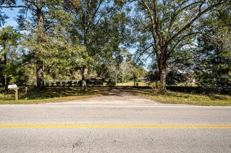10488 Fostoria Road Cleveland TX 77328
