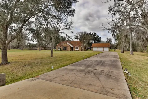 211 Bayou Road Lake Jackson TX 77566