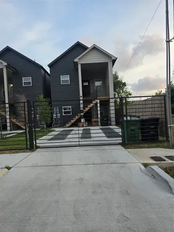 428 1/2 N Carolina Street Houston TX 77029