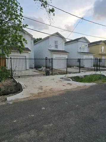 428 1/2 N Carolina Street Houston TX 77029