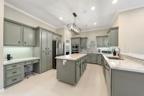 118 Hillsborough Drive W Montgomery TX 77356