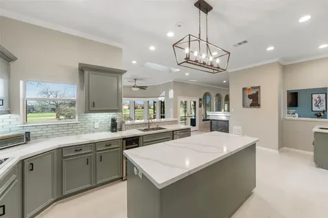 118 Hillsborough Drive W Montgomery TX 77356