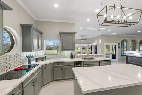 118 Hillsborough Drive W Montgomery TX 77356