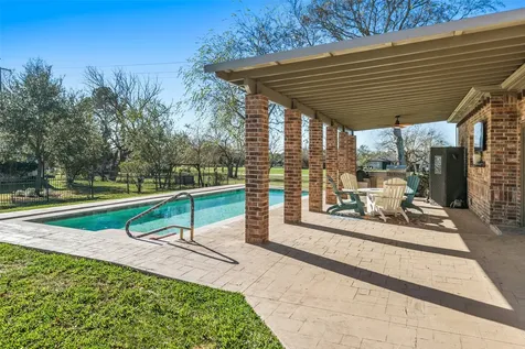 118 Hillsborough Drive W Montgomery TX 77356