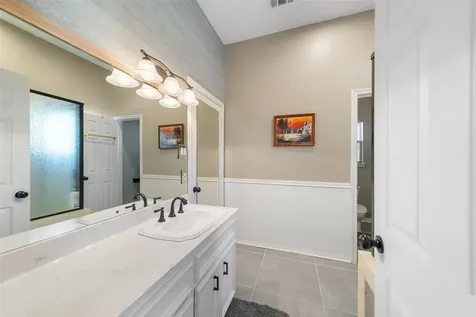 118 Hillsborough Drive W Montgomery TX 77356