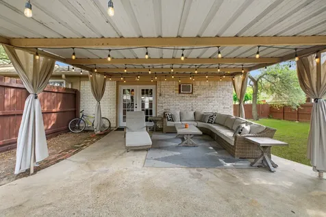 3902 Stillmeadow Drive Bryan TX 77802