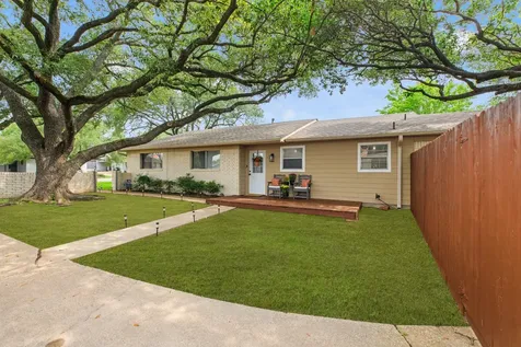 3902 Stillmeadow Drive Bryan TX 77802