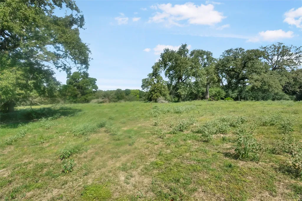 11548 S Fm 908 Rockdale TX 76567
