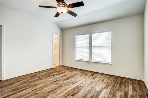 818 W Heights Hollow Lane Houston TX 77007